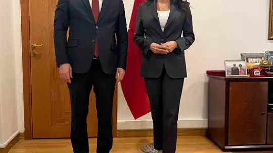 Rektör Kırışık iletişim odaklı kurumsal temaslarda bulundu