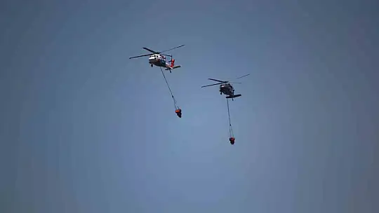 Rüzgar, Karabük'teki orman yangınlarını yeniden alevlendirdi