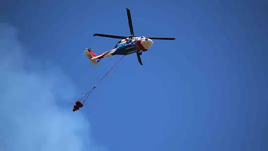 Rüzgar, Karabük'teki orman yangınlarını yeniden alevlendirdi