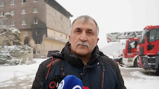 Sadece o oteldeki yangın merdiveni içeride