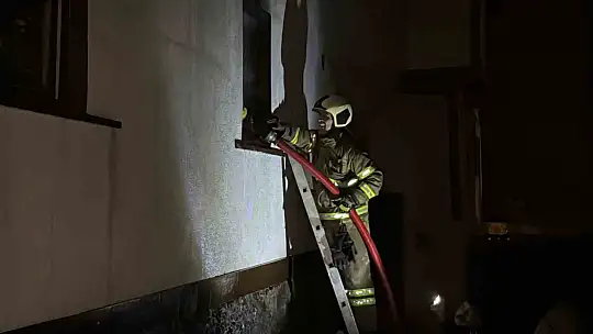 Safranbolu'da 2 katlı müstakil evde yangın paniği