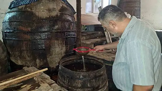 Safranbolu'da 350 yıllık küplerde geleneksel sirke üretimi başladı