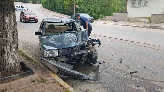 Safranbolu'da otomobille motosiklet çarpıştı 3 yaralı