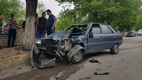 Safranbolu'da otomobille motosiklet çarpıştı 3 yaralı