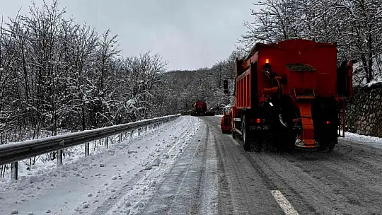 Sağlık ekipleri 72 saat içerisinde karda mahsur kalan 265 hastaya ulaştı