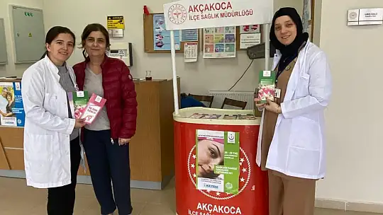 Sağlıkçılar kanserle ilgili vatandaşları bilgilendirdi
