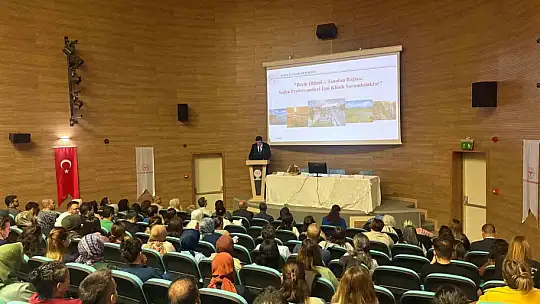 Sağlıkta klinik sorumluluklar görüşüldü