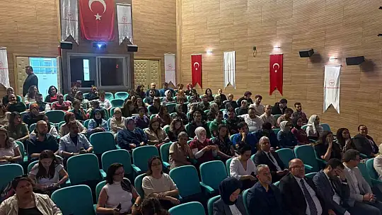 Sağlıkta klinik sorumluluklar görüşüldü