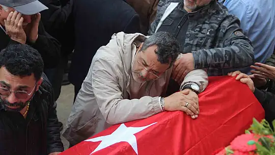 Kahramanmaraş'ta Yürek Yakan Veda: 4 Öğrenci Gözyaşlarıyla Uğurlandı