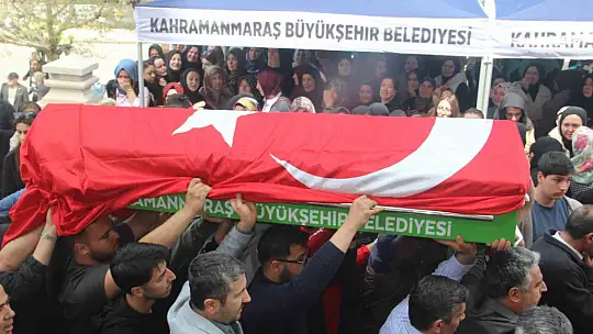 Kahramanmaraş'ta Yürek Yakan Veda: 4 Öğrenci Gözyaşlarıyla Uğurlandı