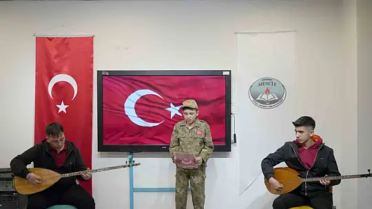 Şehidin adı köy okulundaki kütüphaneye verildi, ailesi gözyaşlarına hakim olamadı