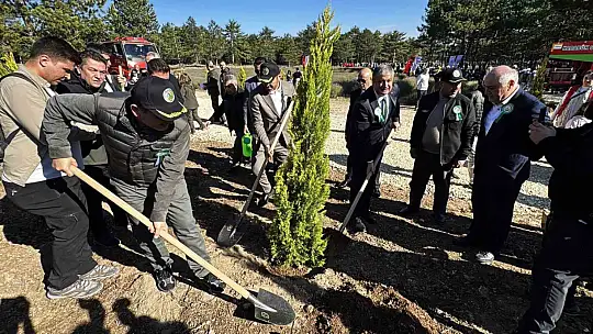 Şehit orman işçisi Enes Kızılyer anısına çeşme açılışı ve fidan dikimi yapıldı