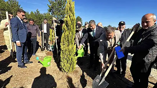 Şehit orman işçisi Enes Kızılyer anısına çeşme açılışı ve fidan dikimi yapıldı