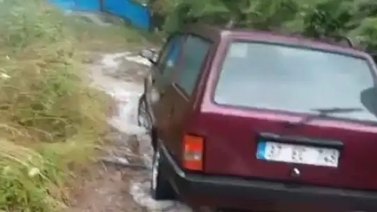 Selin vurduğu Doğanyurt'ta menfezler tıkandı, köylerde dereler taştı