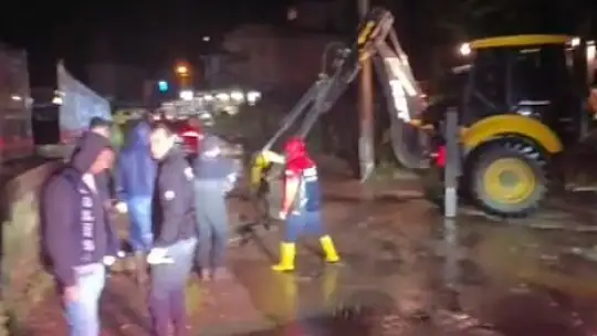 Selin vurduğu Doğanyurt'ta menfezler tıkandı, köylerde dereler taştı