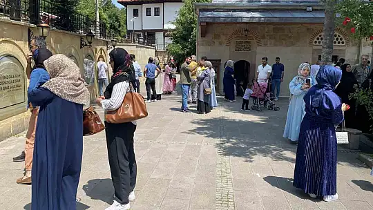Şeyh Şaban-ı Veli Külliyesi'ne ziyaretçi akını