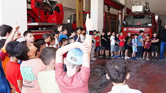 Sıcak yaz günü serinleten etkinlik