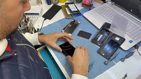 Sıfır telefon yerine tamir arttı