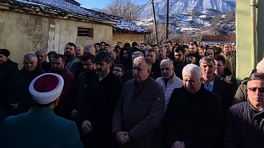 Dualarla uğurlandı