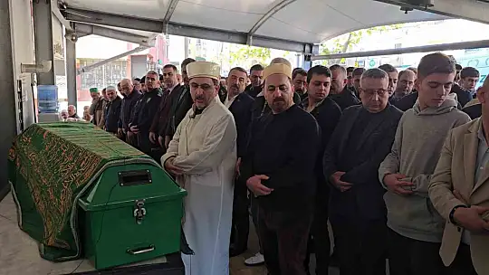 Şofbenden sızan gazdan ölen 18 yaşındaki Şebnem toprağa verildi