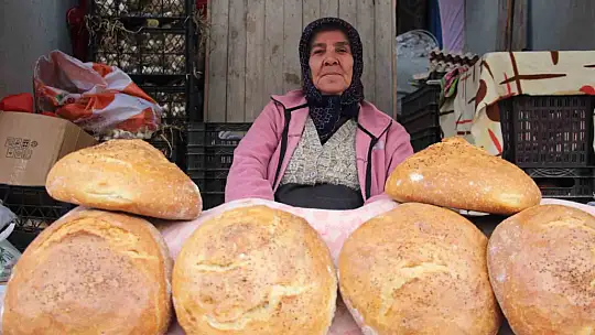 Soğuk havaya ve yaşına rağmen