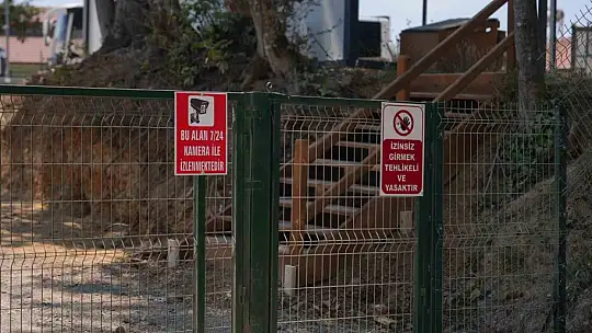 Sokak hayvanları için 80 bin metrekare rehabilitasyon merkezi