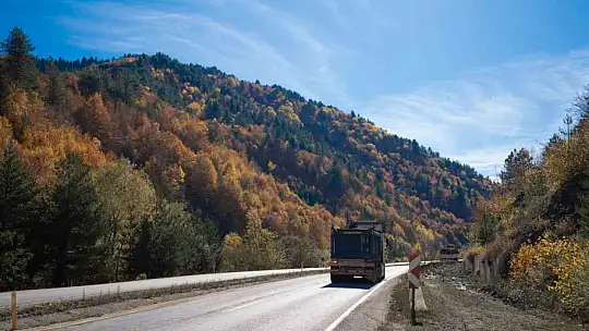 Sonbaharla Kastamonu ormanlarının mest eden buluşması
