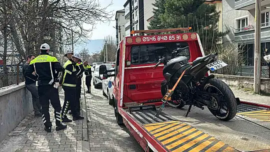Polis tek tek yakaladı: 2 gözaltı