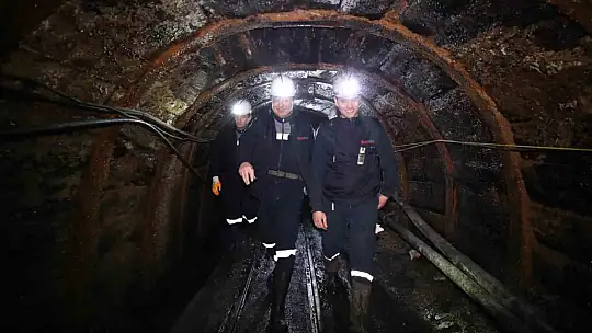 SP Genel Başkanı Arıkan Zonguldak'ta madene indi