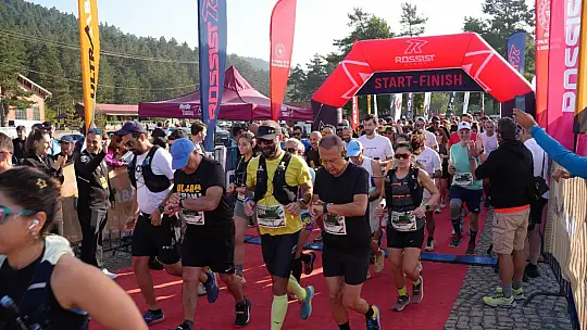 Sporcular Abant'ın zirvesinde sınırlarını zorladı