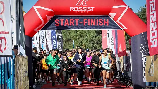 Sporcular Abant'ın zirvesinde sınırlarını zorladı