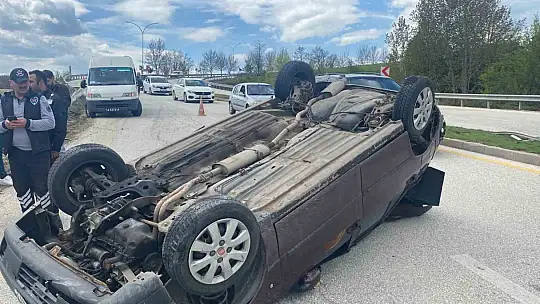 Takla atan araçta burnu bile kanamadı