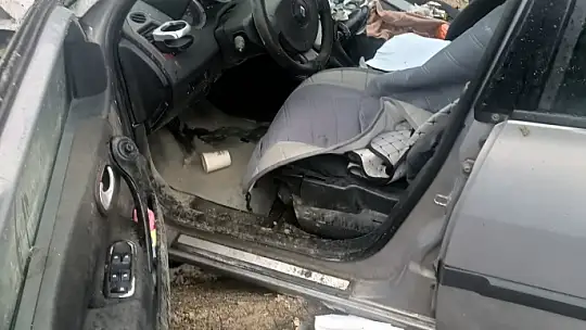 Takla atan otomobilin sürücüsü yaralandı