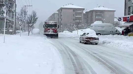 Tanju Özcan itfaiyenin gereksiz taleplerle meşgul edilmemesini istedi