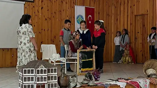 Tarihi ilçenin kültürel mirası öğrencilere tanıtıldı