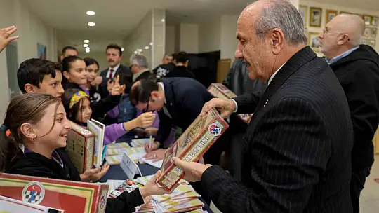 Taşköprü Belediyesi'nin geleneksel hale getirdiği 'Çocuk Kitapları Günleri' devam ediyor
