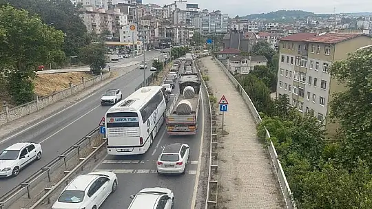 Tatil bitti, bayram dönüşü kilometrelerce kuyruk oluştu