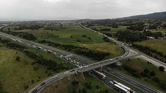 TEM'in Bolu'dan Karabük'e geçişi 18 gün ulaşıma kapalı