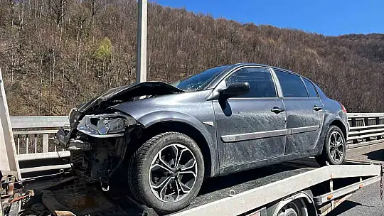 TEM Otoyolu'nda 5 aracın karıştığı zincirleme kaza: 5 yaralı
