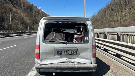 TEM Otoyolu'nda 5 aracın karıştığı zincirleme kaza: 5 yaralı
