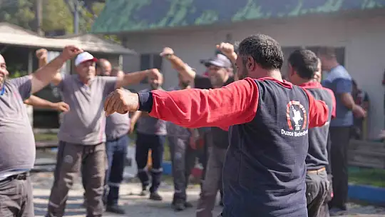 Temizlik işçileri motivasyon etkinliğinde buluştu
