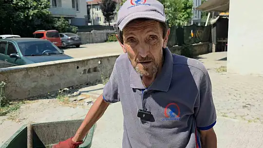 Temizlik işçisinin hayvan sevgisi takdir topladı