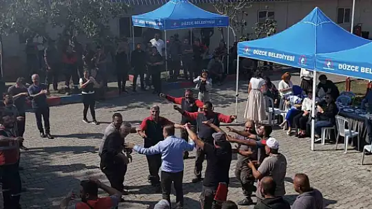 Temizlik personeli yeni döneme eğlenceli başladı