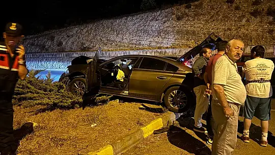 Ters yola giren otomobil, karşı yönden gelen başka araca çarptı: 1 yaralı