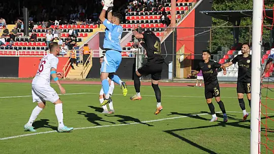 TFF 2. Lig: Kastamonuspor: 1- İnegölspor: 3