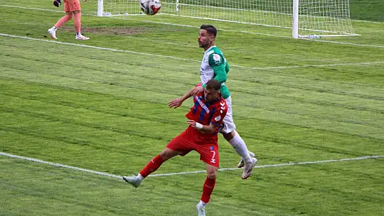 TFF 3. Lig: Amasyaspor: 0 - Karabük İdmanyurdu: 0
