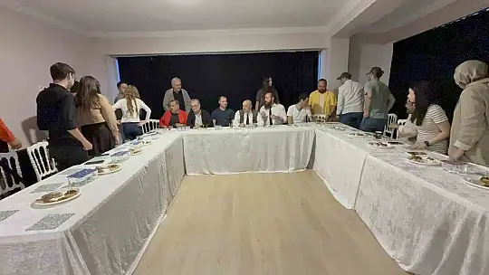Tiyatrocular Düzce'de güçlerini birleştirdi