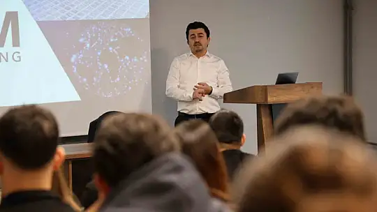 Topraklı ve topraksız seralarda üretim yöntemleri anlatıldı