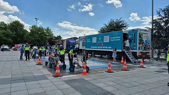 Trafik kazasında yaşadığını tekrar yaşadı