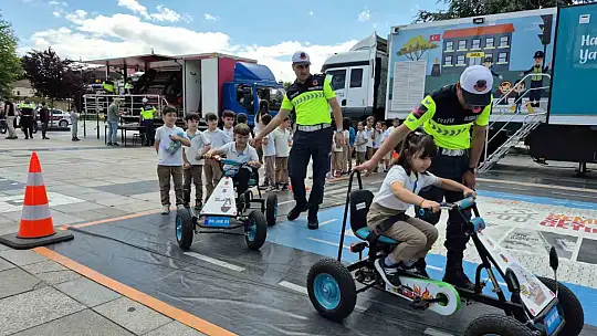 Trafik kazasında yaşadığını tekrar yaşadı
